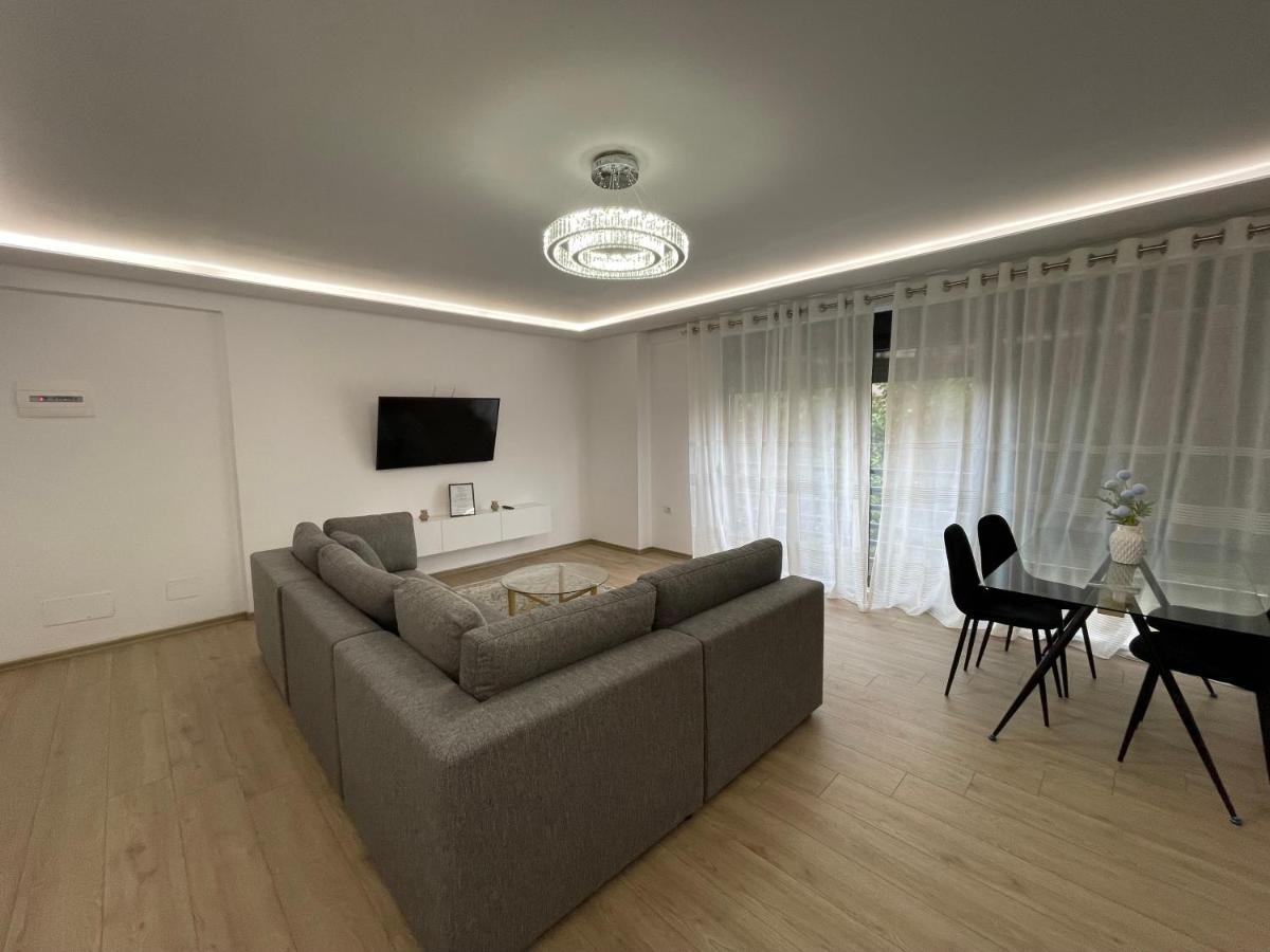 New Bazaar 2022 Apartamento Tirana Exterior foto